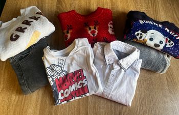 Lot de vêtement garçon taille 3 ans : 
- un pull 
- une jean gris slim 
- une chemise blanche 
- un pyjama pat patrouille 
- un teeshirt à manche longue 
- un pull très chaud pour l’hiver. 
Tout le lot en très bon état