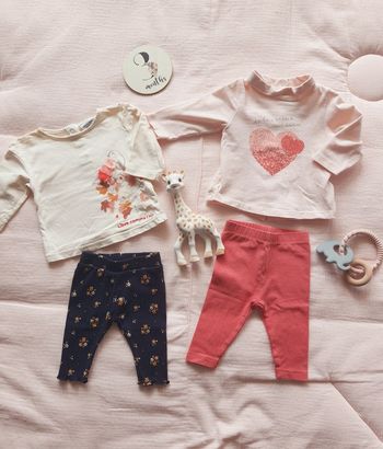 Lot ensemble t-shirt leggings