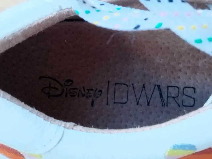 Superbe baskets Disney DW\\RS en cuir - photo numéro 11