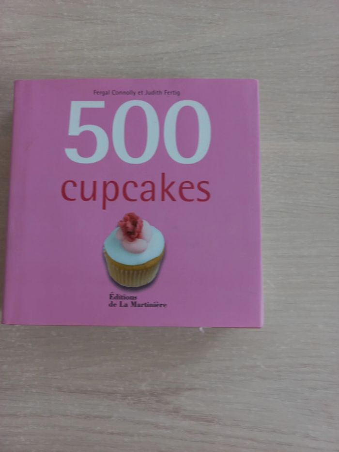 Livre recette 500 cupcakes