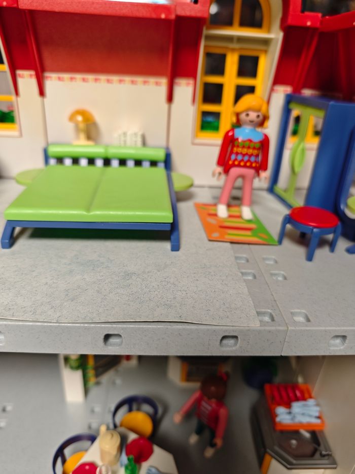 Playmobil 3965 Maison contemporaine avec tous les accessoires - photo numéro 8