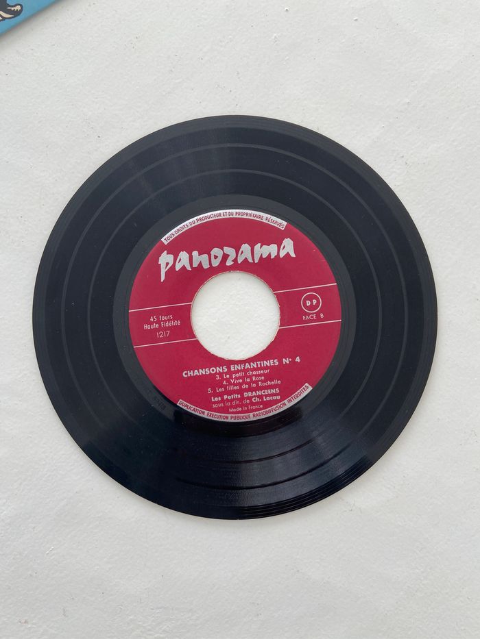 Vinyle 45 tours Rondes et chansons enfantines album 4 - photo numéro 4