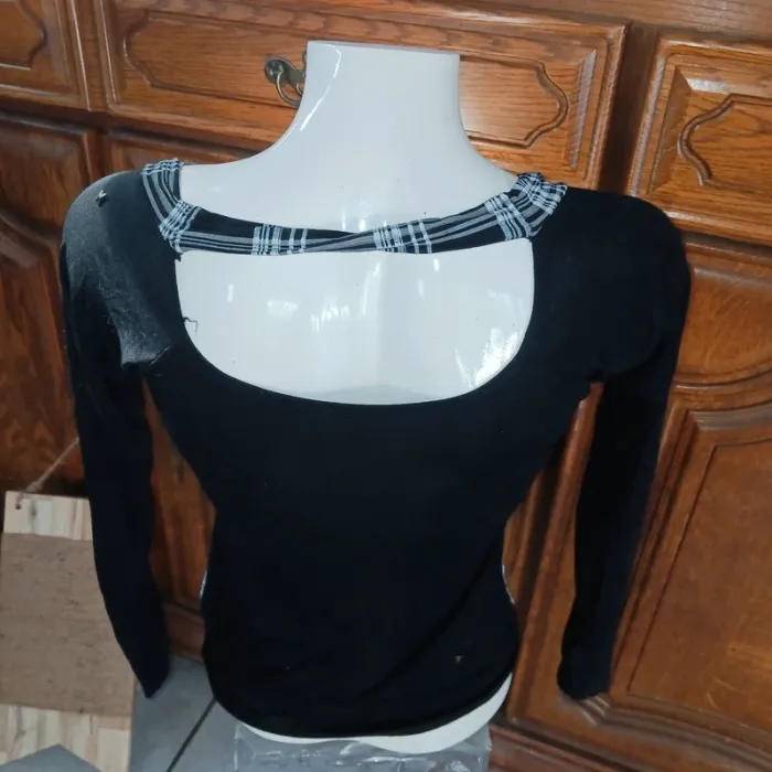 Tee-shirt habillé taille 1 - photo numéro 3