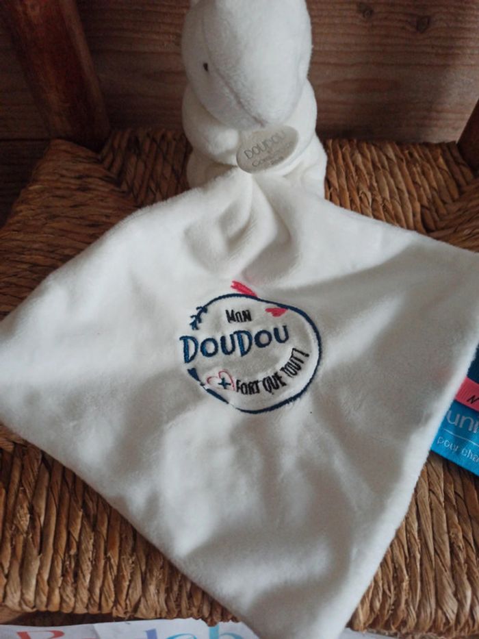Doudou lapin doudou et Compagnie UNICEF tbe - photo numéro 2