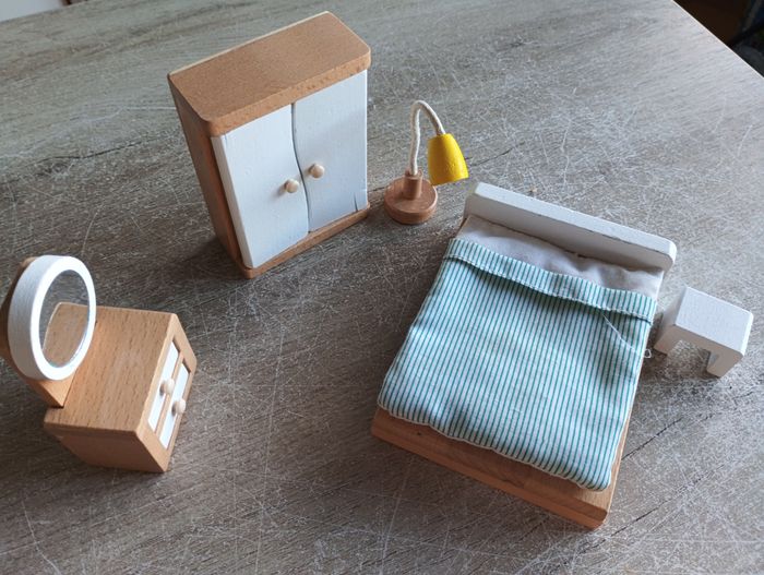 Maison en bois avec accessoires