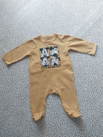 Pyjama Disney Baby Mickey 3 mois  “Cute as Mickey”