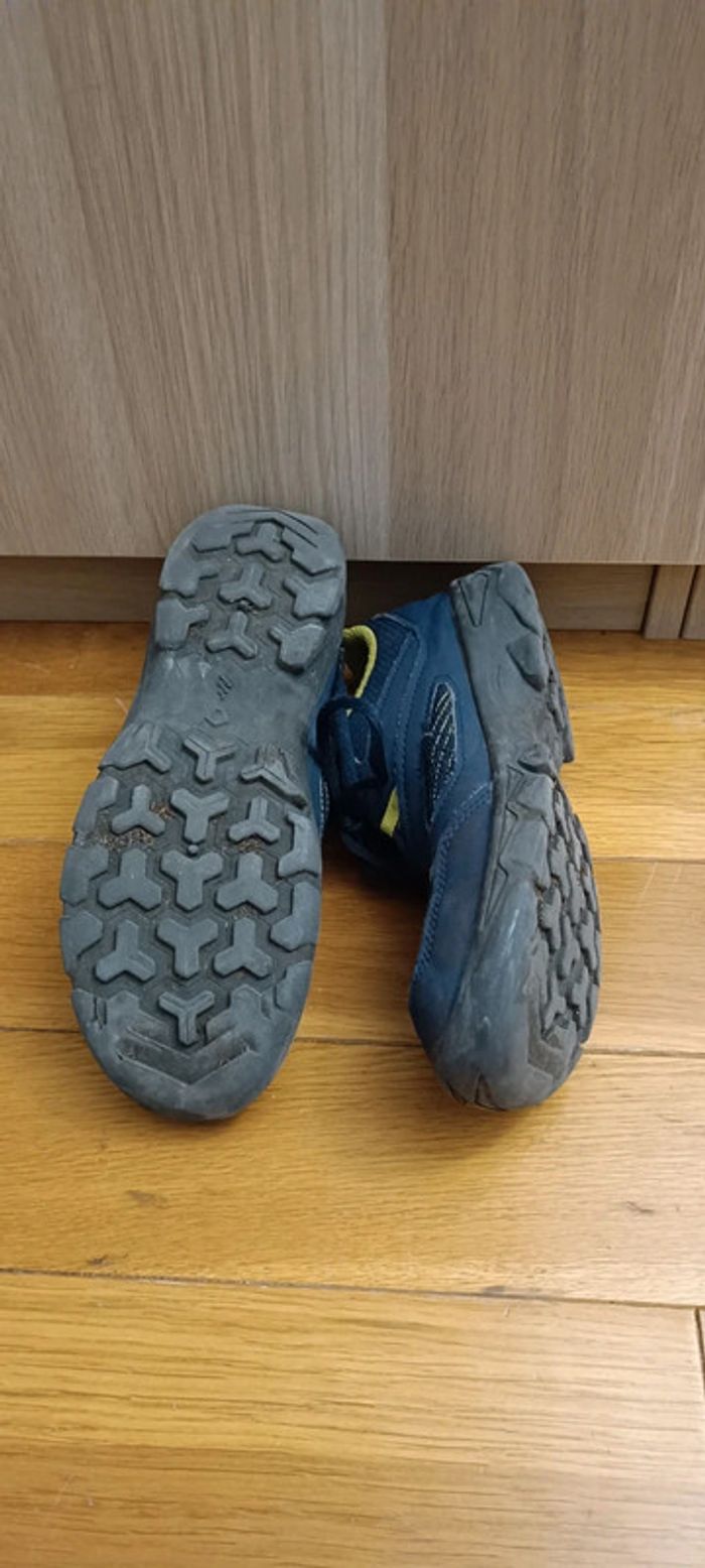 Chaussures montagne Queshua bleu et jaune taille 36 - photo numéro 6