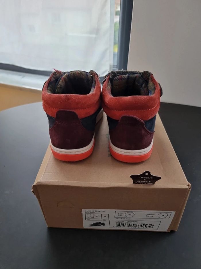 Baskets tout cuir véritable pointure 28 - photo numéro 3