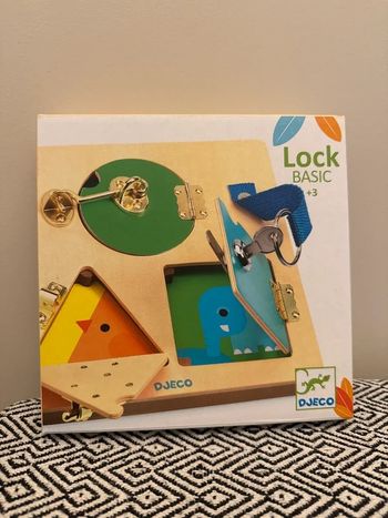 Djeco - Coffret éducatif - Jeu de manipulation LockBasic - Dès 3 ans