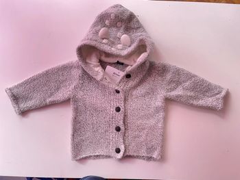 Gilet chaud avec capuche taille 9 mois kiabi