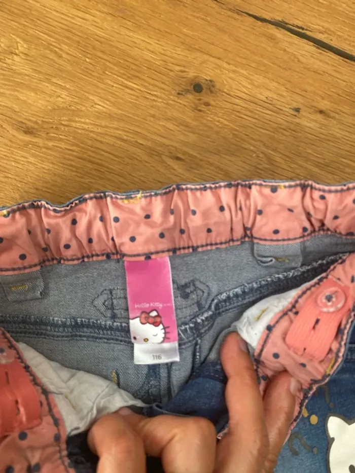 Jupe en jean hello kitty 6 ans - photo numéro 2
