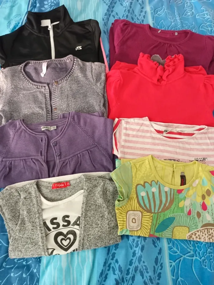Pull, gilet, t shirt 5 ans
