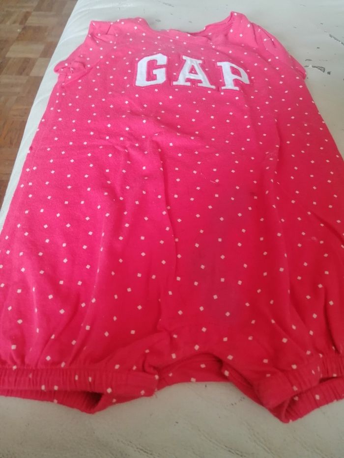 Barboteuse Gap 12 /18 mois