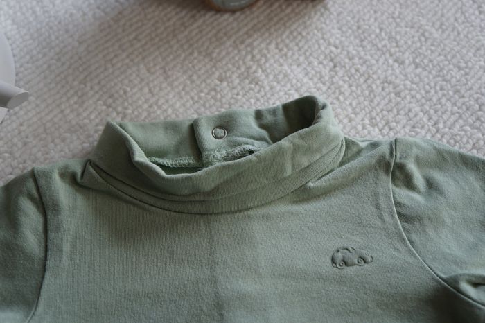 Tee shirt manches longues col haut 6 mois - photo numéro 3