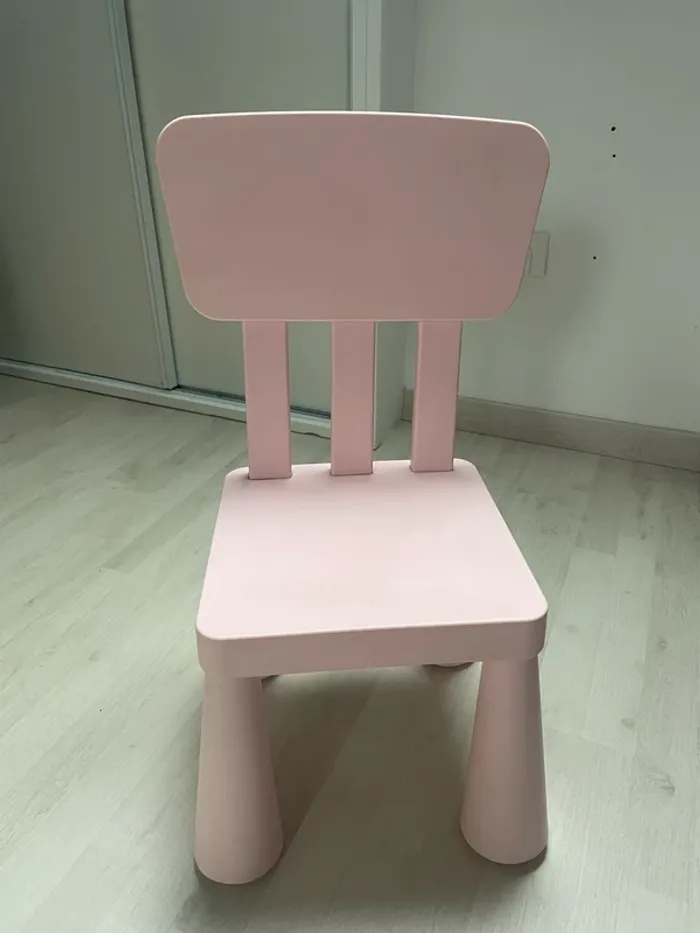 Chaise enfant IKEA rose clair intérieur comme extérieur - photo numéro 2