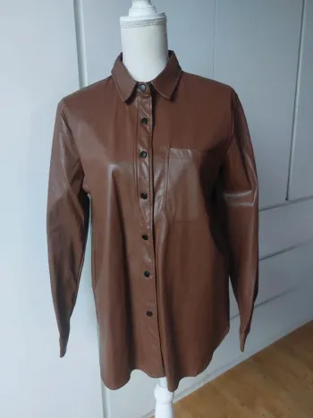 Surchemise en simili cuir marron