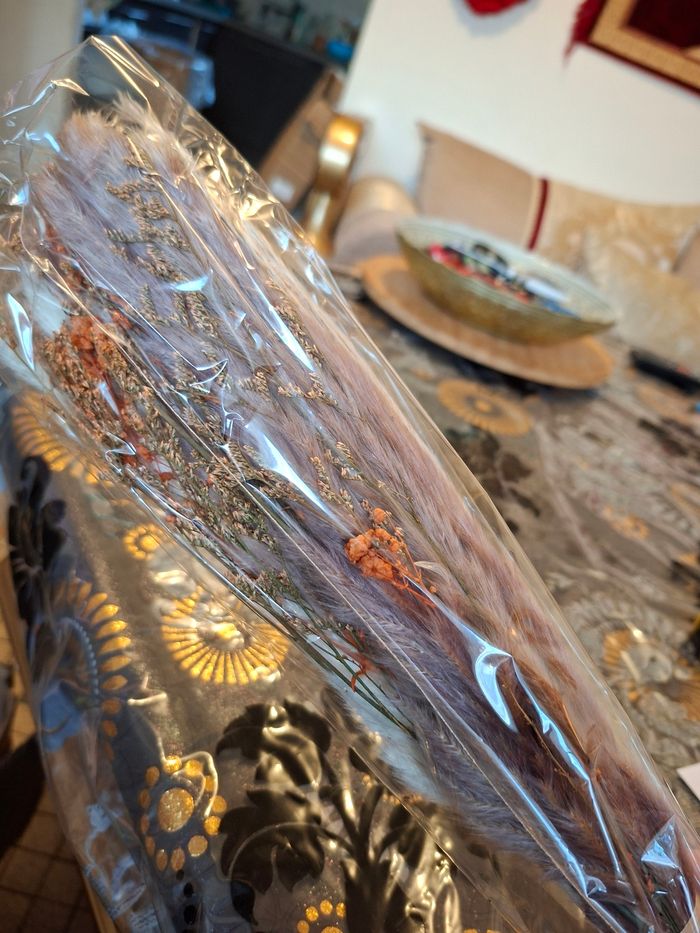 Bouquets de fleurs séché neuf hauteur 43 cm prix 2 euro - photo numéro 2