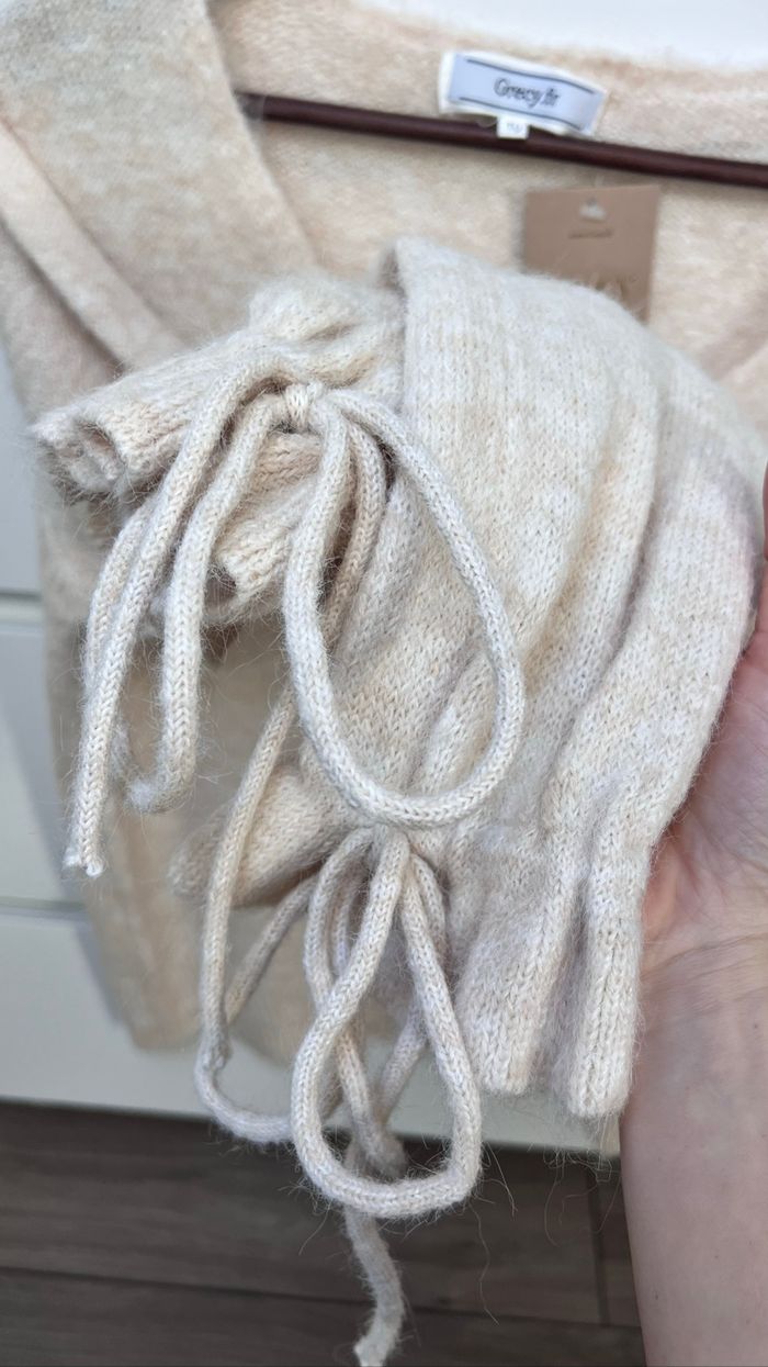 Pull col V taille unique lien aux poignets - photo numéro 3