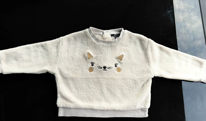 Pull / Taille 18 mois