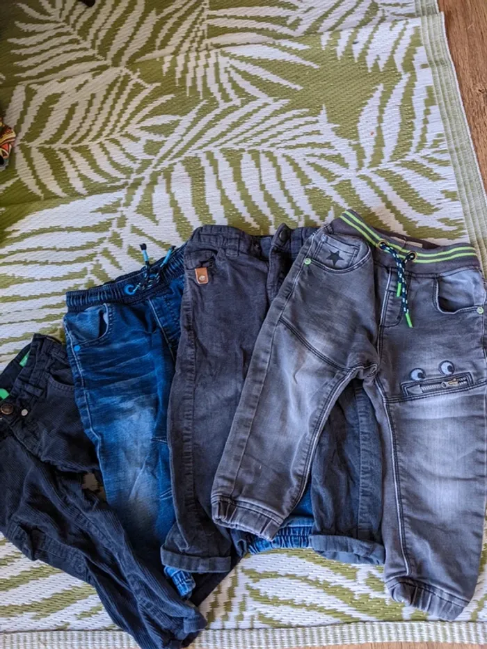 Lot pantalons - photo numéro 2