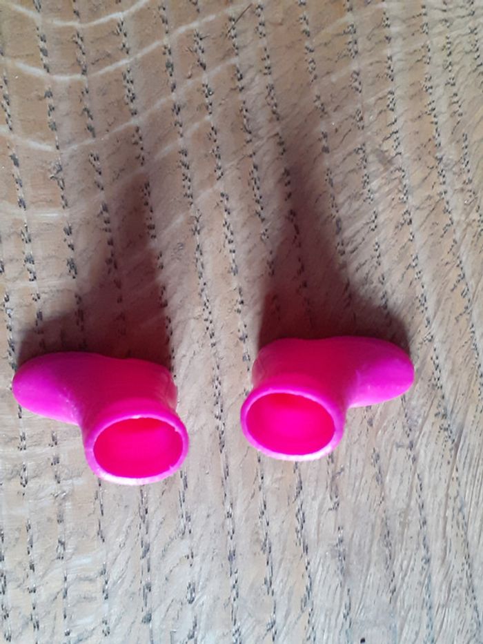 🎀 Paire de bottes rose Barbie poupée mannequin - photo numéro 3