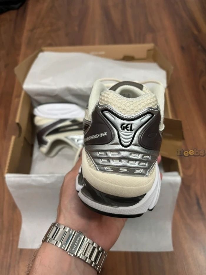 Asics Gel-Kayano 14 Taille 37 - photo numéro 4