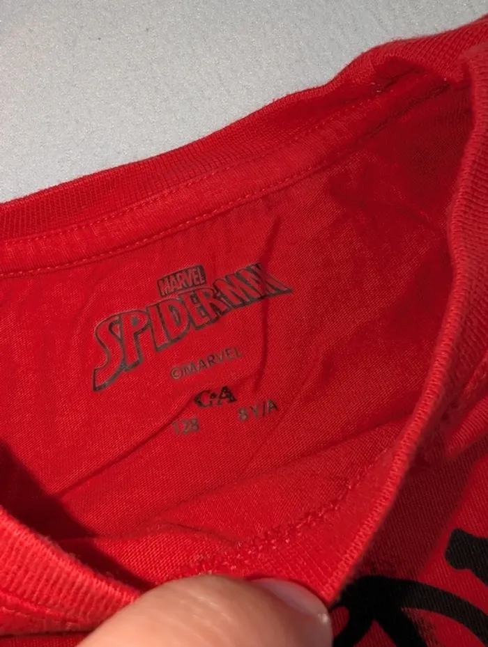 Tee-shirt spiderman 8 ans - photo numéro 2