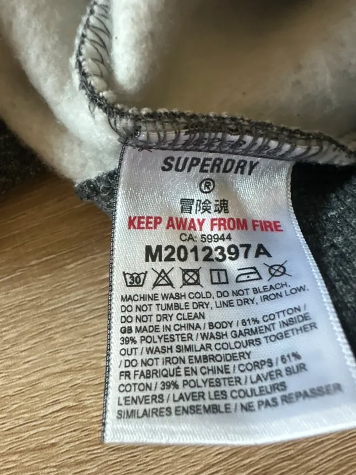 Pull gris Superdry - photo numéro 6