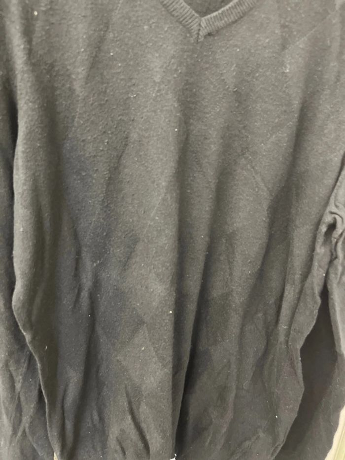 Pull noir - photo numéro 2