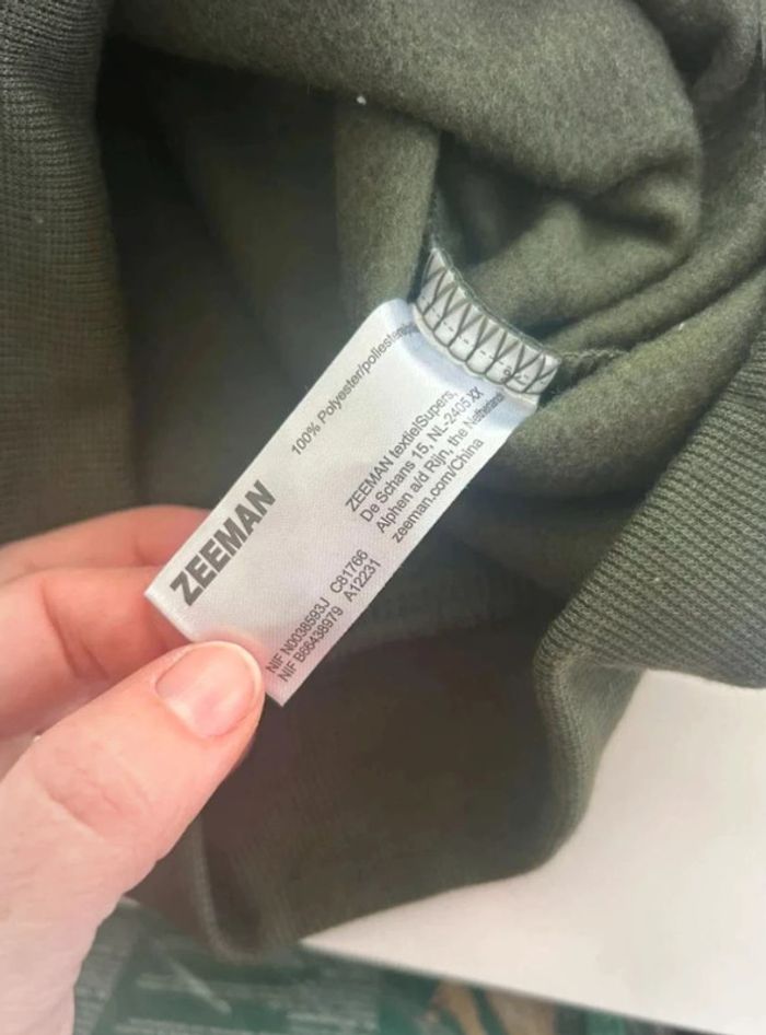 Pull  vert orange  taille  9/10  ans  zeeman - photo numéro 4