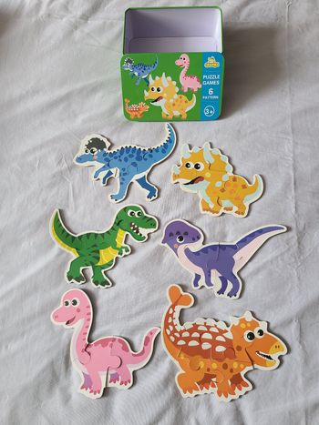 Boite de 6 puzzles dinosaures