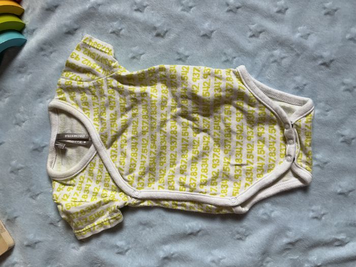 body manches courtes blanc et vert fluo ouverture devant orchestra 1 mois - photo numéro 3