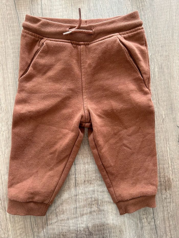 Ensemble jogging t-shirt manches longues 9 mois - photo numéro 2