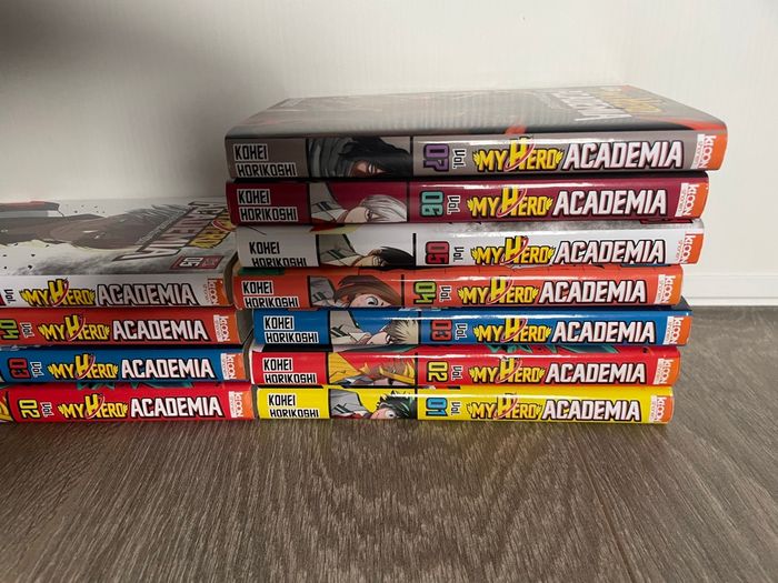 Lot 11 mangas livres My Hero Academia - photo numéro 4