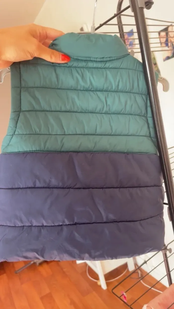 Veste garçon 3ans sans manche - photo numéro 3