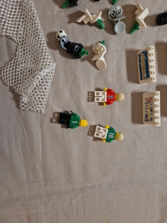 Pieces du set Set lego soccer 3420 + personnages - photo numéro 7