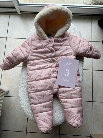 Combinaison bébé combipilote rose motif cerise 3 mois neuve