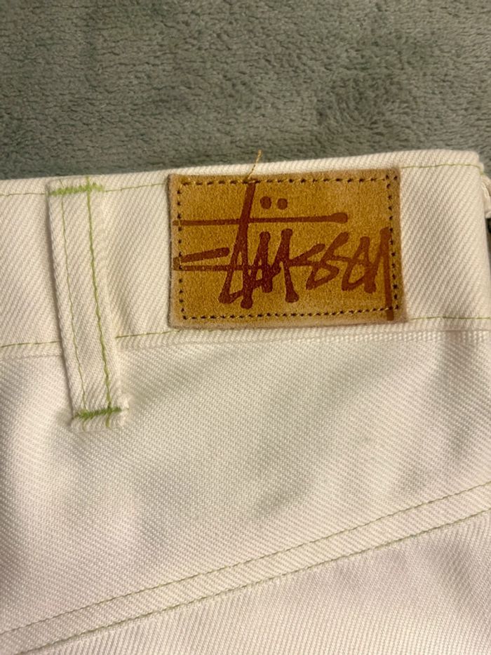 Short/Jort Stussy White Embroidered Green Neon Big Logo Back – Taille M - photo numéro 4