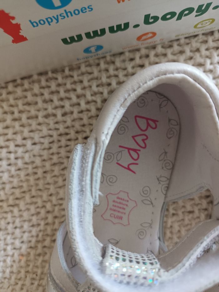 Paire de sandales Bopy Rejane 2-Blanc à scratchs pointure 25 - photo numéro 3
