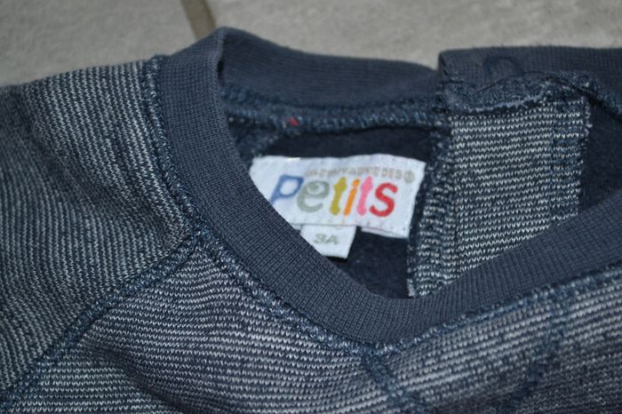 Ensemble pantalon 2 ans + sweat 3 ans et t-shirt 3 ans - photo numéro 7