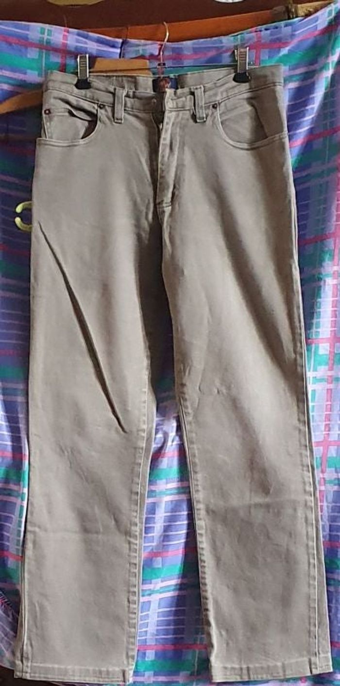 Jeans marque Mayflower taille 38