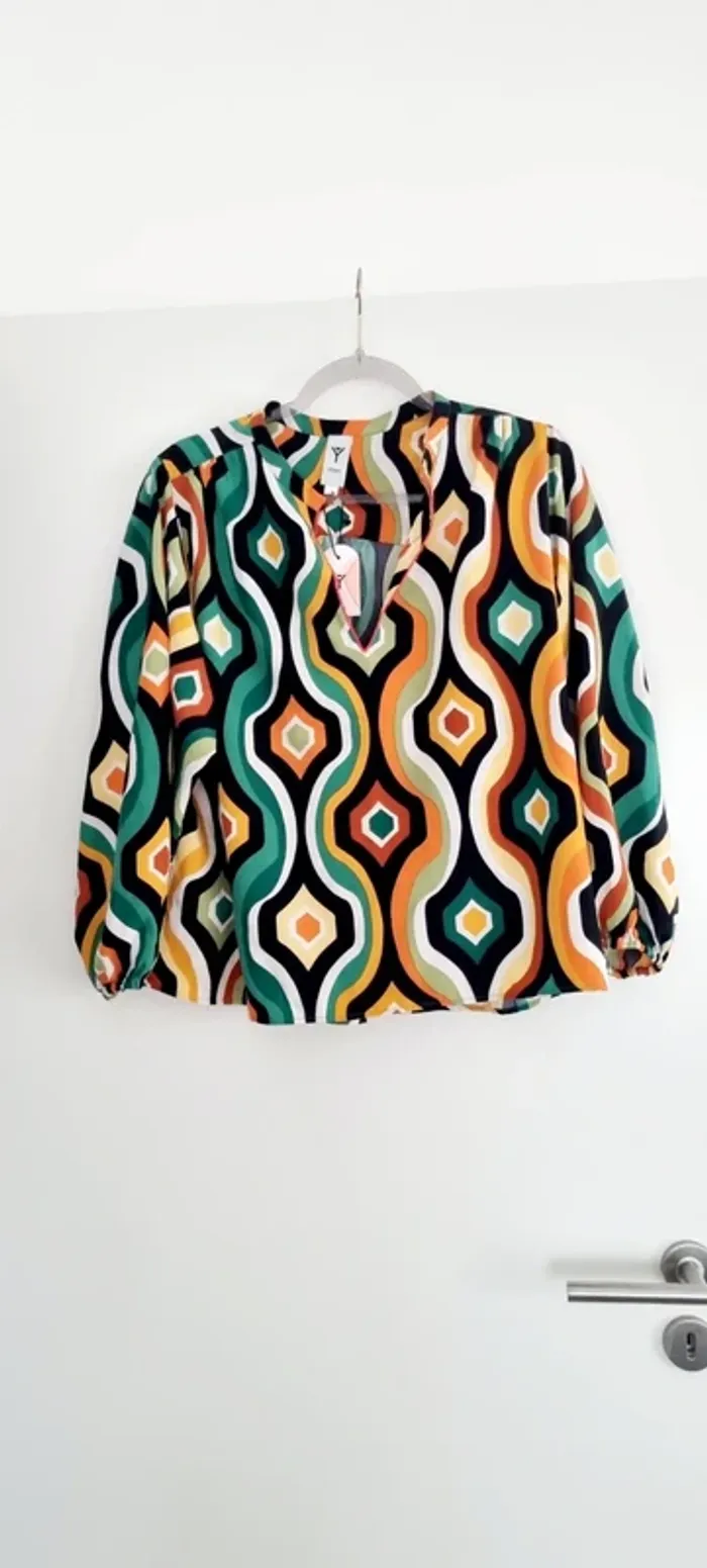 Blouse imprimée graphique neuve avec étiquette 38 vert Ysha - photo numéro 5