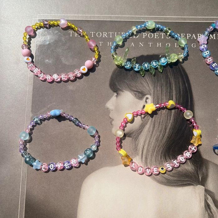 friendship bracelets | taylor swift - photo numéro 2