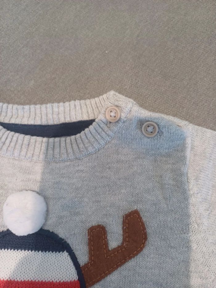 Pull c&a taille 9 mois - photo numéro 3