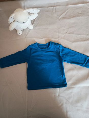 Tee shirt