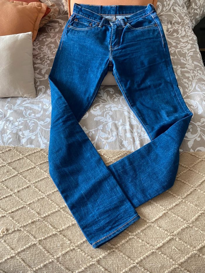 Jean Levis femme - photo numéro 4