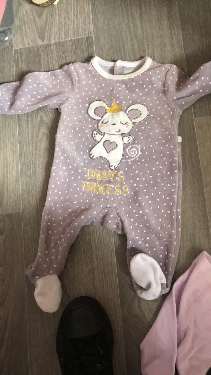 Lot vêtement 1mois fille - photo numéro 3