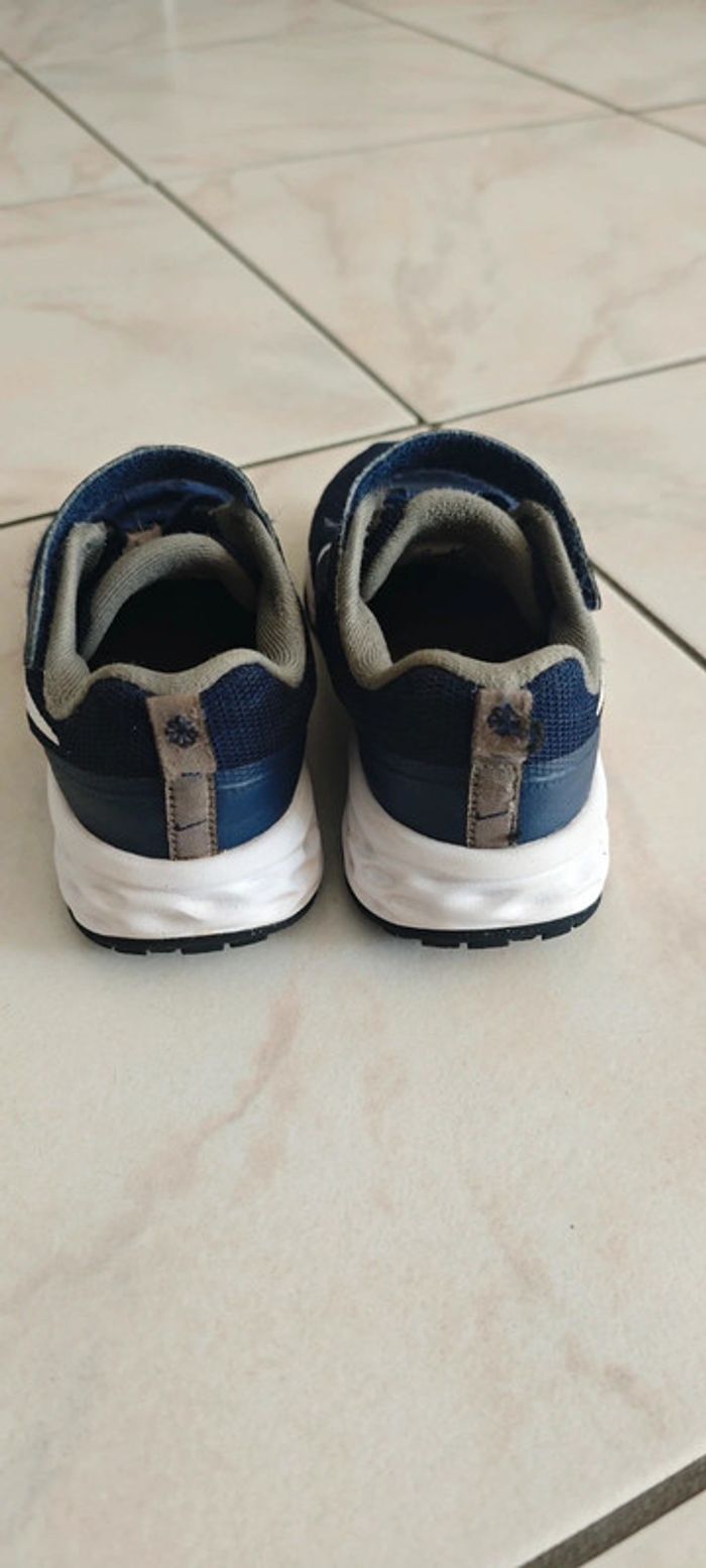 Nike révolution 6 pointure 32 - photo numéro 5