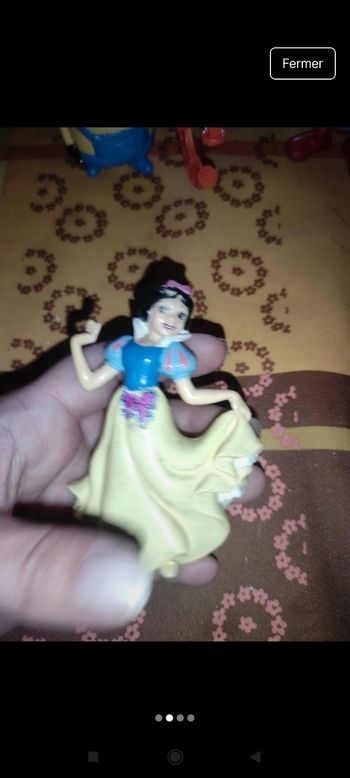 Figurine blanche neige f41