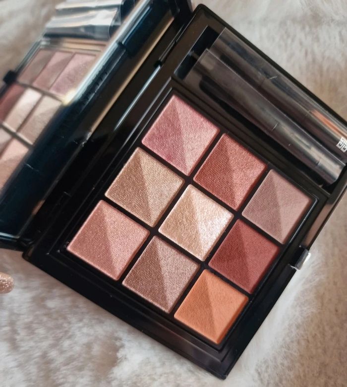 Le 9 de Givenchy palette à fards multi-finis naute pigmentation, très longue tenue - photo numéro 8